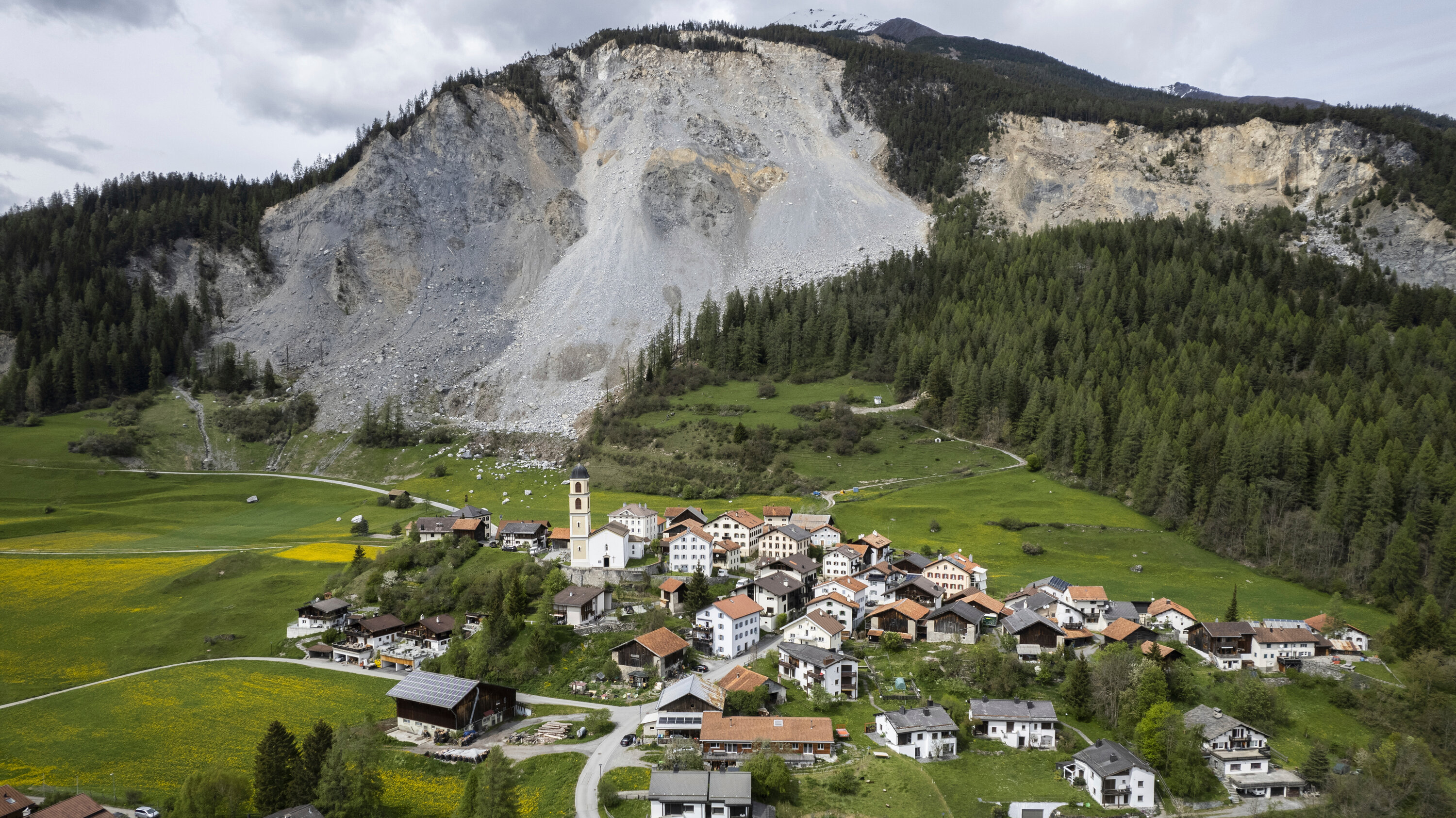 Residents of Swiss Village Must Evacuate as Rockslide Poses Threat