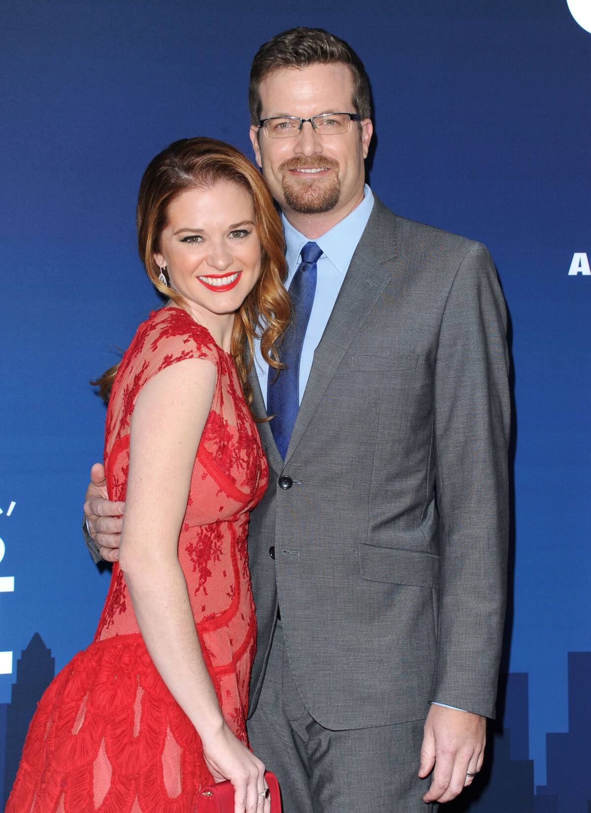 Vidéo Sarah Drew et son mari Peter Lanfer à Los Angeles, en avril