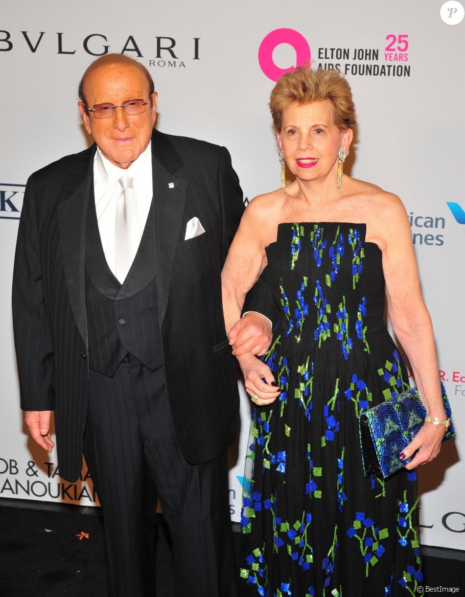 Clive Davis et sa femme Adelberg à la soirée caritative annuelle