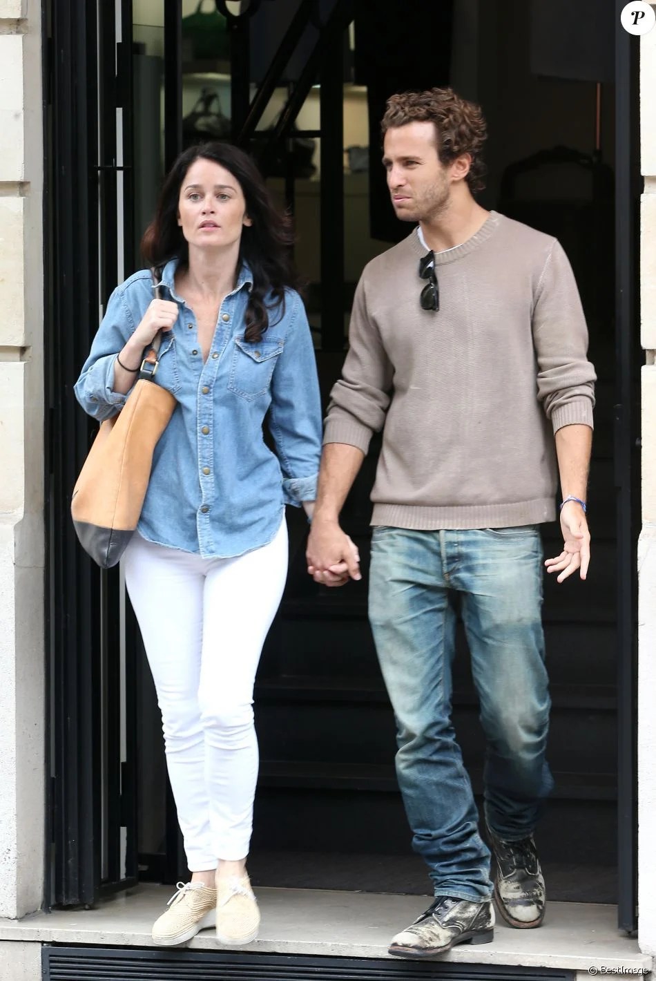 Exclusif Robin Tunney et Nicky Marmet en shopping dans Paris. Le 15