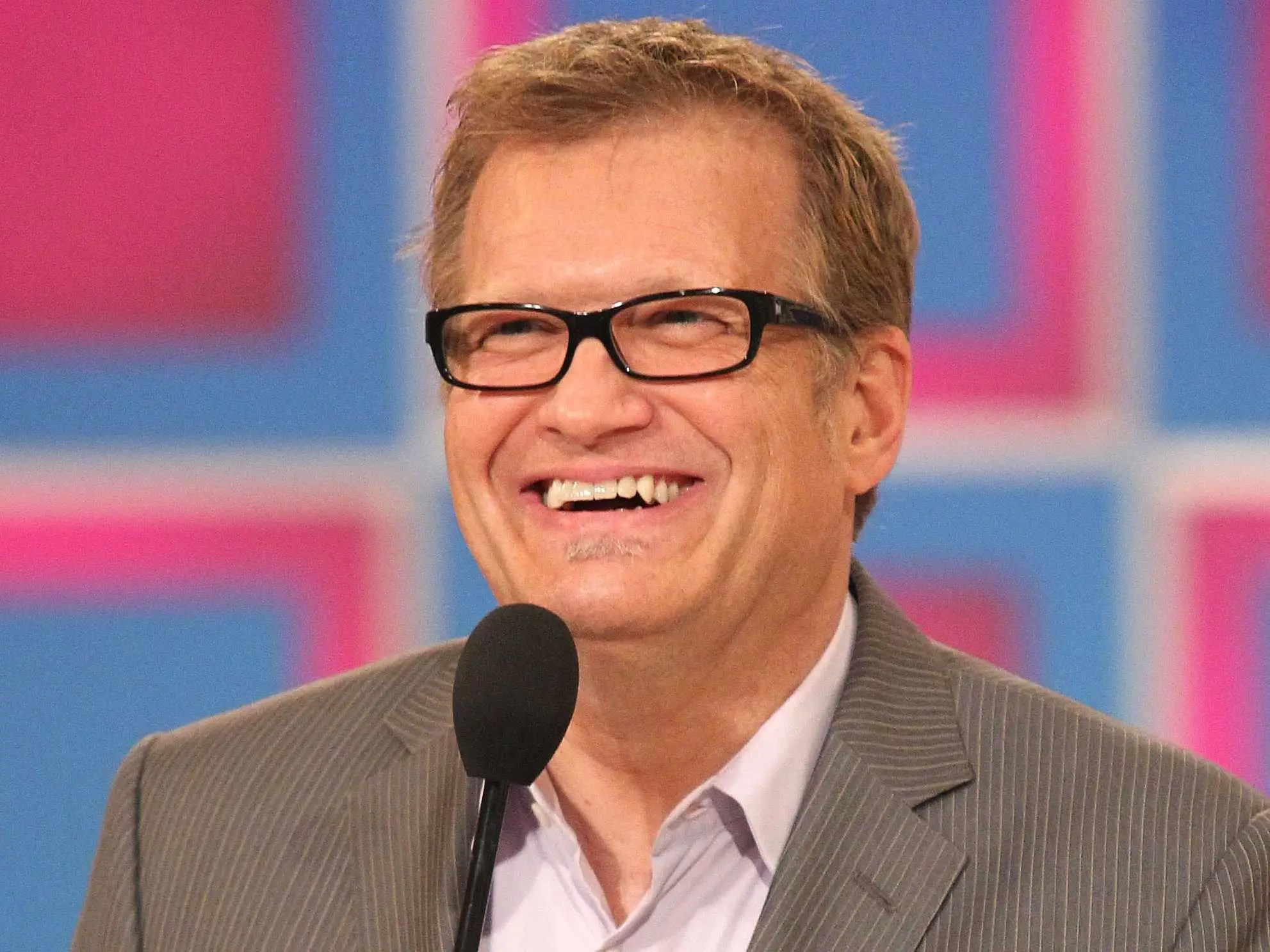 The millionaire host of 'The Price is Right' says a smart person does