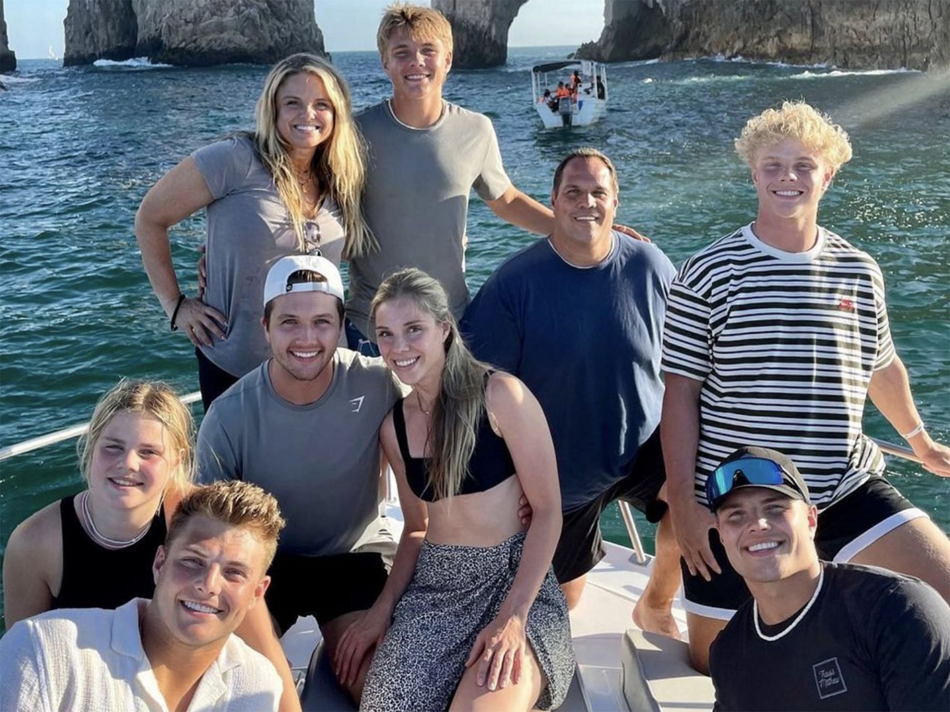 Who is Lisa Wilson? Meet Jets QB's mother amid speculation over NFL
