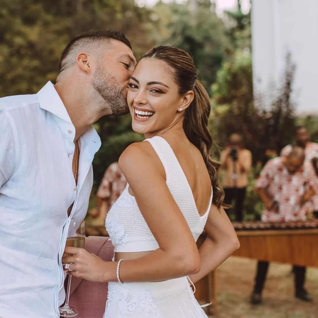 Tim Tebow Weds Miss Universe 2017 DemiLeigh NelPeters