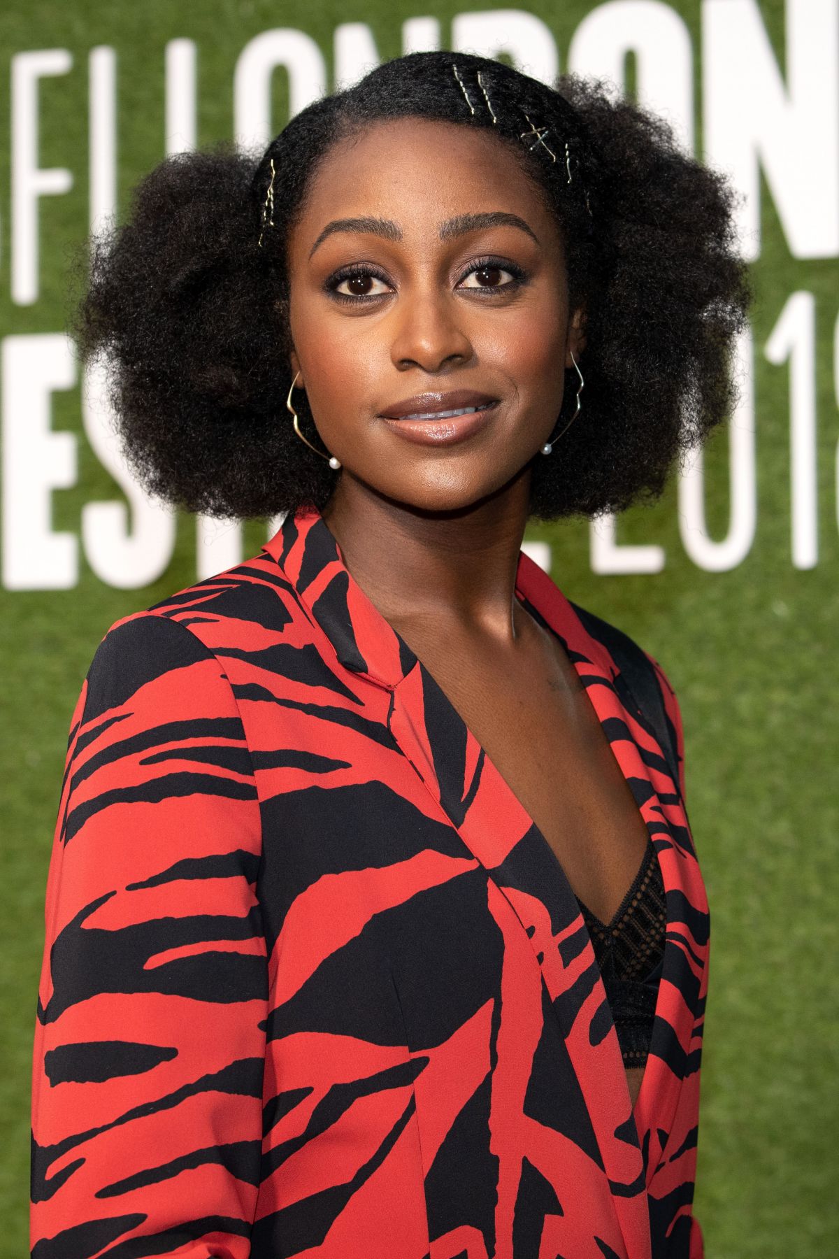 Simona Brown Biography, Height & Life Story Super Stars Bio