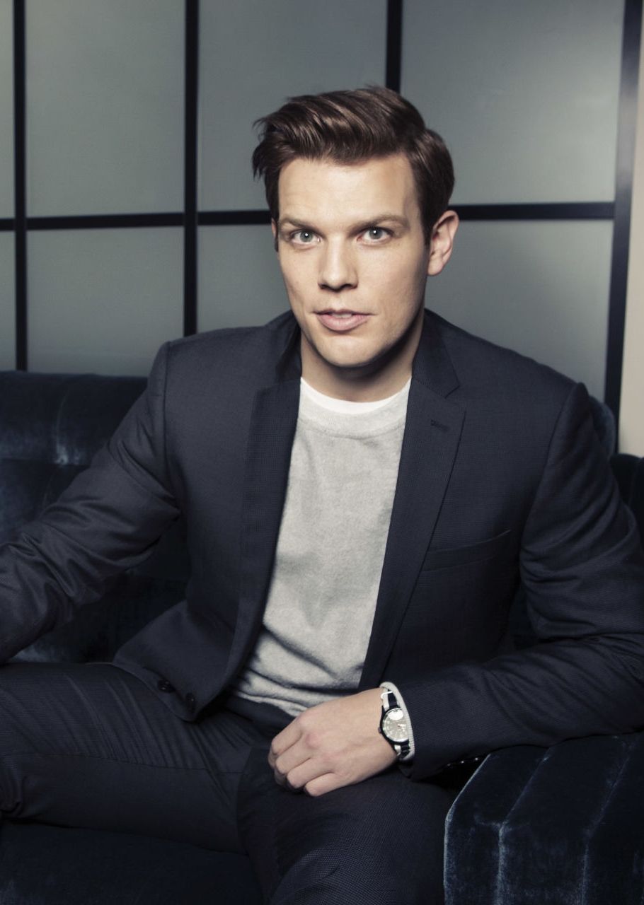 Jake Lacy Biography, Height & Life Story Super Stars Bio