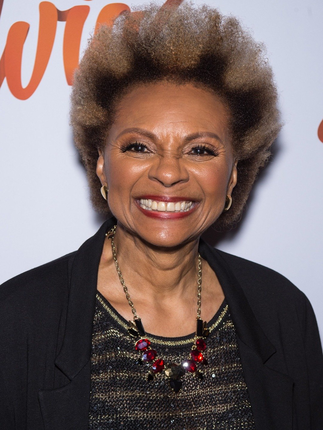 Leslie Uggams Biography, Height & Life Story Super Stars Bio