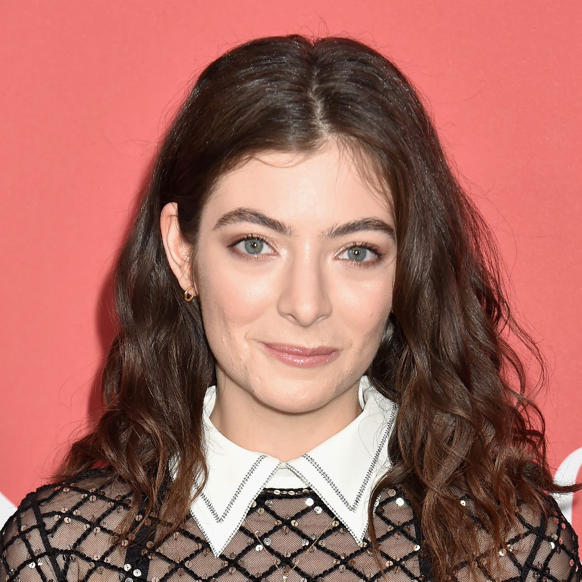 lorde Biography, Height & Life Story Super Stars Bio