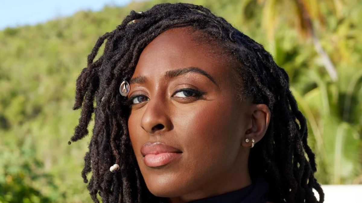 8 Breathtaking Photos of WNBA Athlete Nneka Ogwumike in St. Thomas