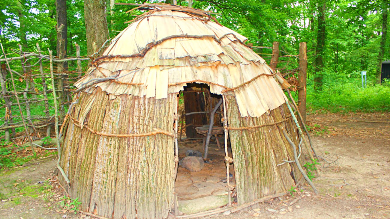 Living in Native American Houses during Ancient Times