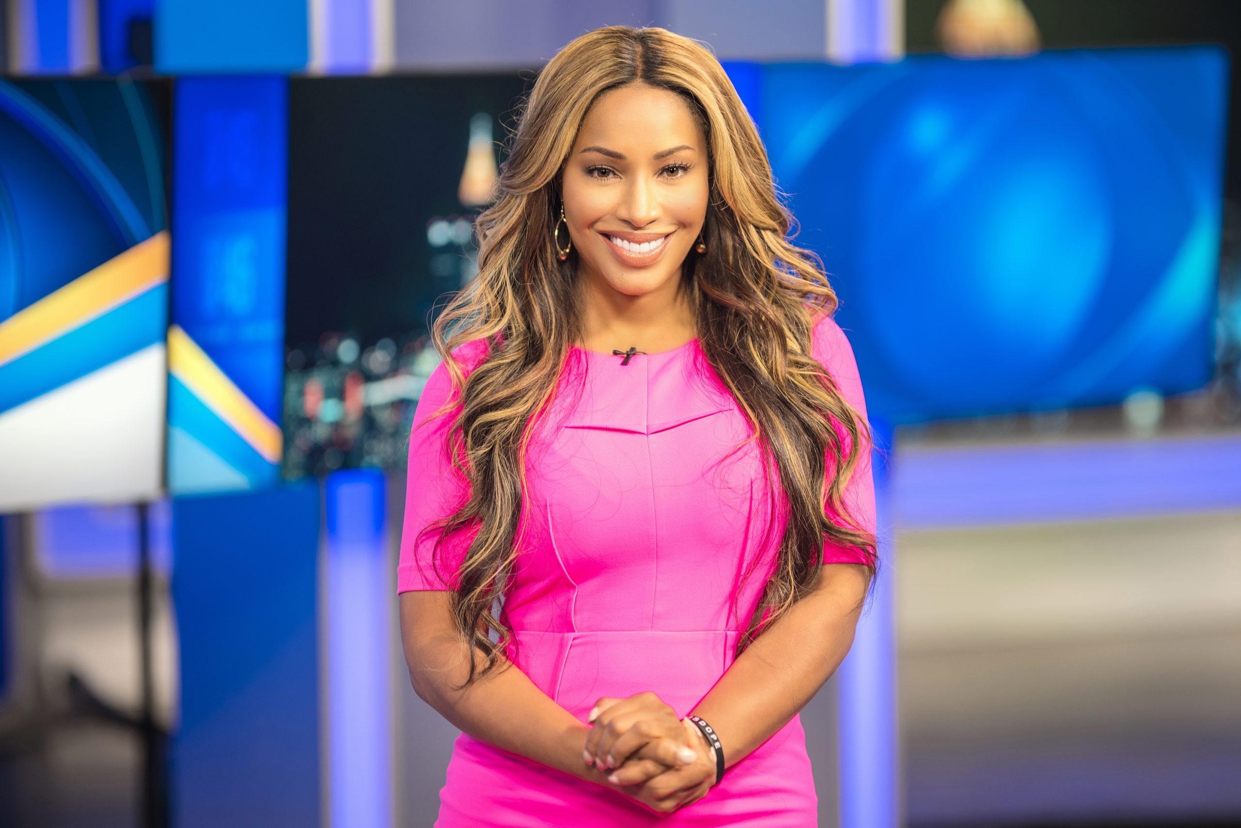 Outgoing anchor Sharon Reed opens up ahead of CBS46 departure The