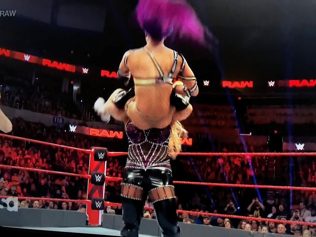 Sasha Banks had a Wardrobe Malfunction in WWE Raw The Fanboy SEO