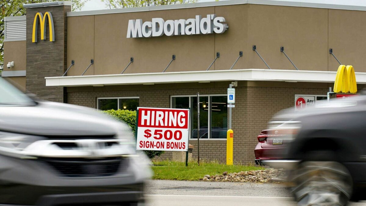 Does McDonald's Pay Weekly, Biweekly, Or Monthly In 2023? TheFoodXP