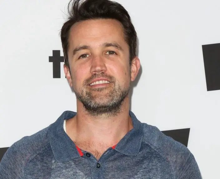 Rob McElhenney Net worth, Age Wife, Weight, Kids, BioWiki 2023 The