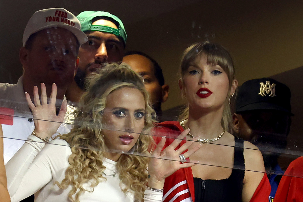 Brittany Mahomes Called Out For 'Traitorous' Move Against Taylor Swift