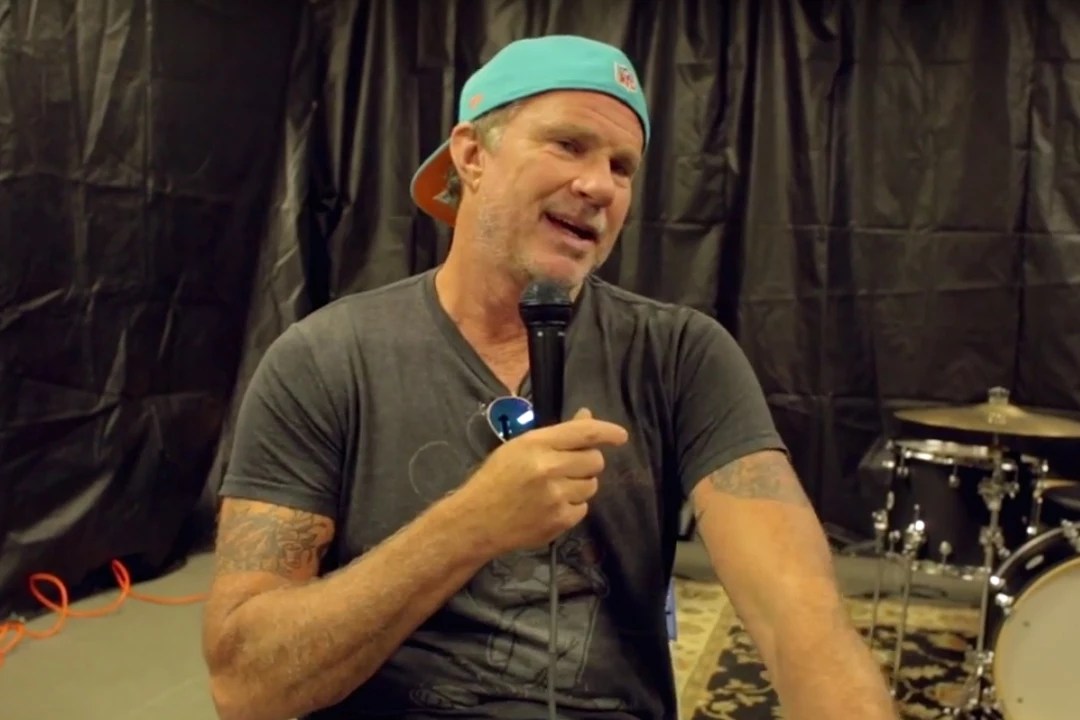 Chad Smith Talks 25th Anniversary of Red Hot Chili Peppers' 'Blood