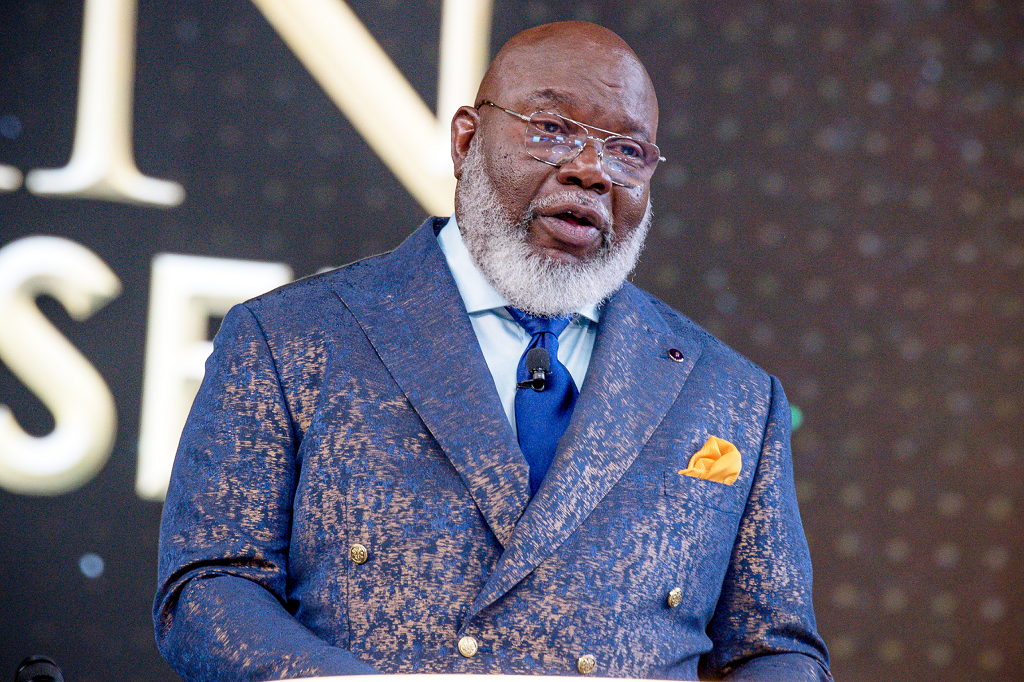 TD Jakes Church Scandal Leaked Video And Tape Viral