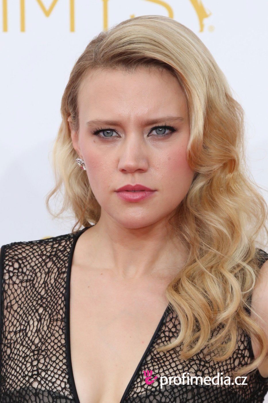 Kate McKinnon hairstyle easyHairStyler