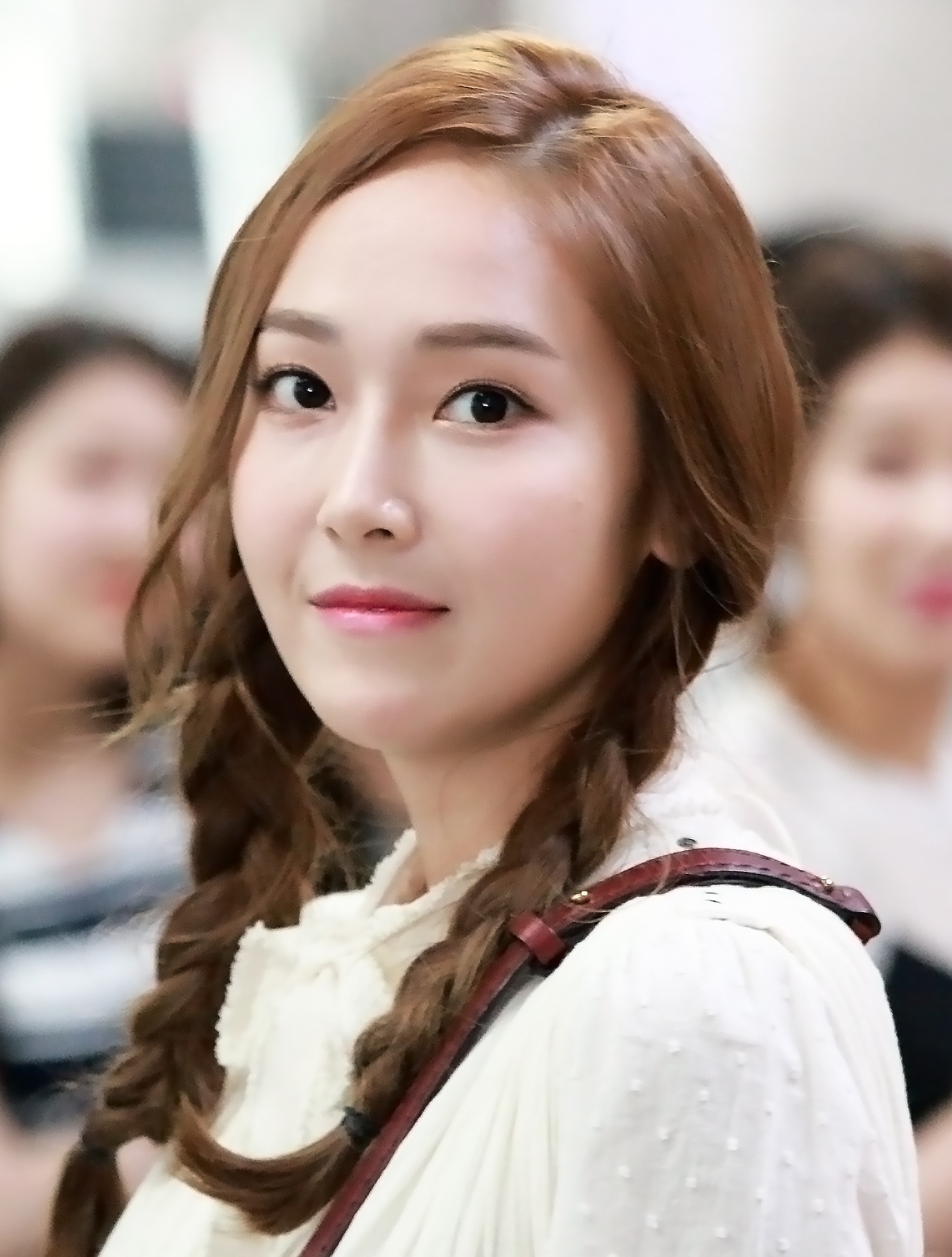 FileJessica Jung at Incheon Airport on May 22, 2015.jpg Wikimedia