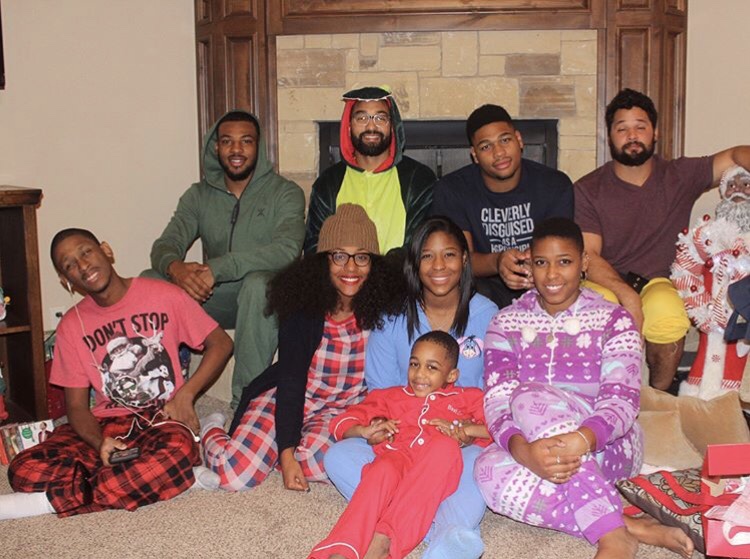 Matt Kemp & His Family Spending Christmas Eve Together 2017 Lipstick Alley