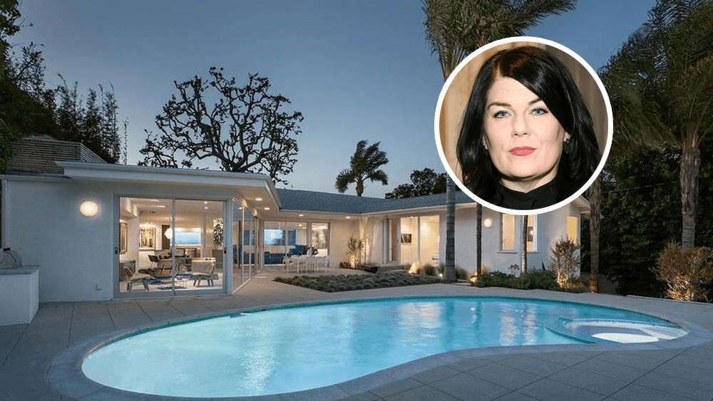'My Favorite Murder' Host Karen Kilgariff Buys Midcentury Modern House