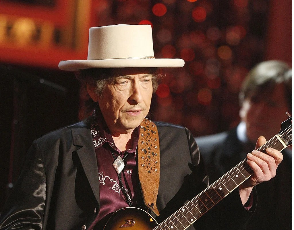Secret Bob Dylan Archive Acquired For An Estimated 1520 Million