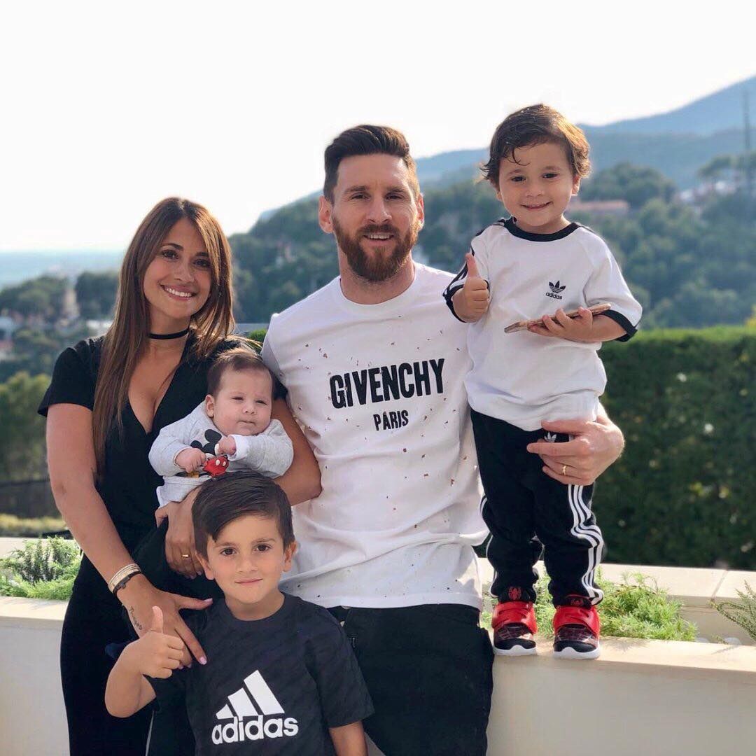 Messi Family Wallpapers Wallpaper Cave