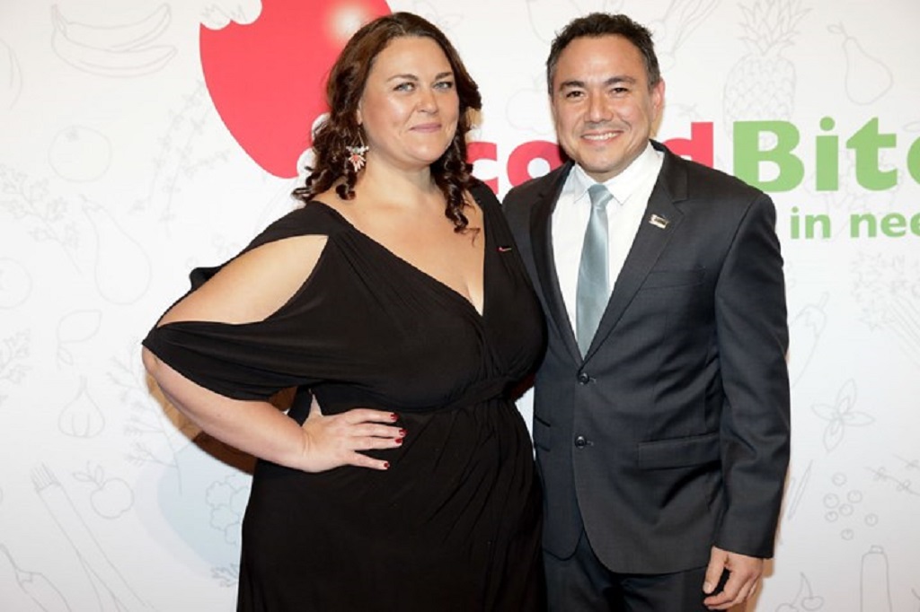 Sam Pang Wife Photo Who Is Adriana Pesavento? Wikipedia