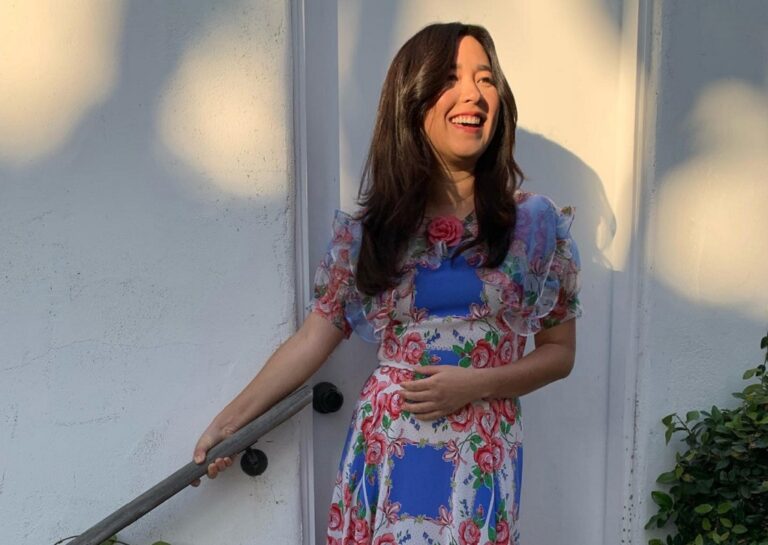 Maya Erskine Brother Shuji Sister And Parents Ethnicity