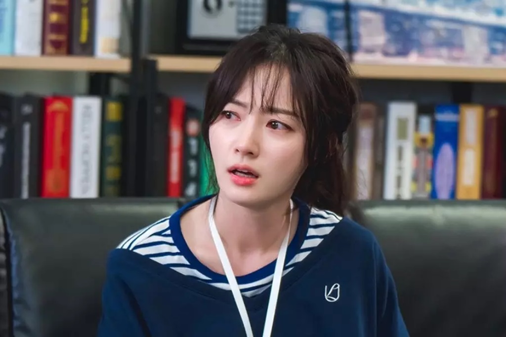 Song HaYoon Plastic Surgery Undergone Beauty Procedure