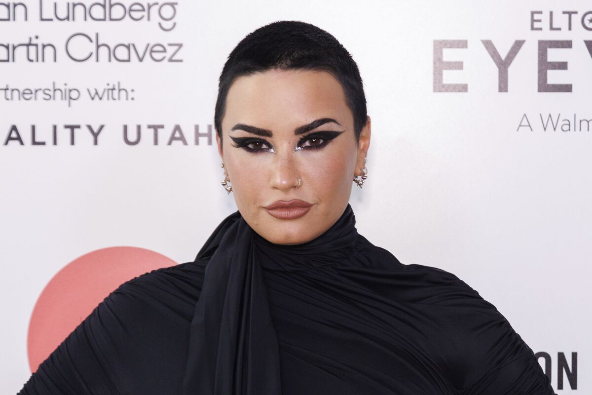 How Much Demi Lovato Worth The Singer's Net Worth Revealed