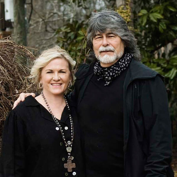 Randy Owen is Married to Wife Kelly Owen. Kids.