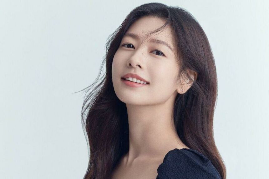 Jung Somin Biography, Age, Wiki, Height, Weight, Boyfriend, Family & More