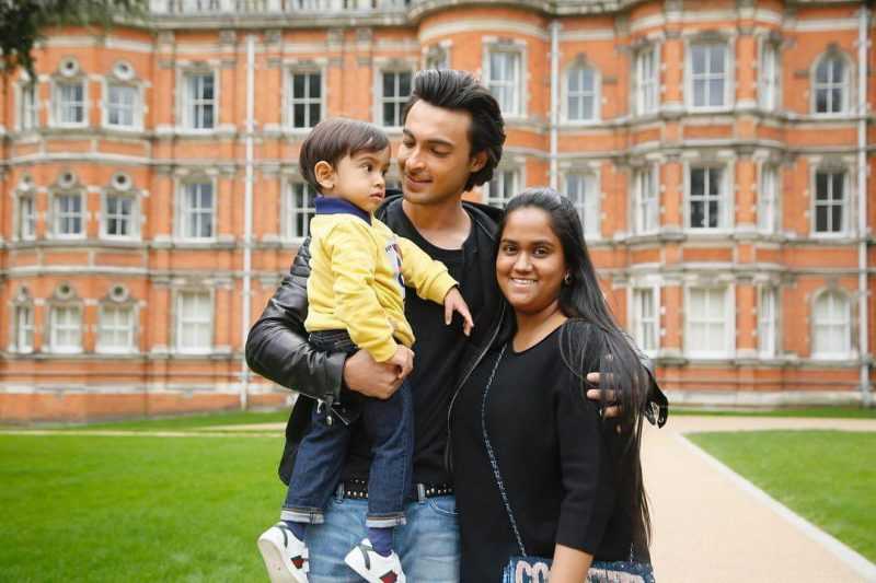 Arpita Khan Wiki, Biography, Age, Husband, Images wikimylinks