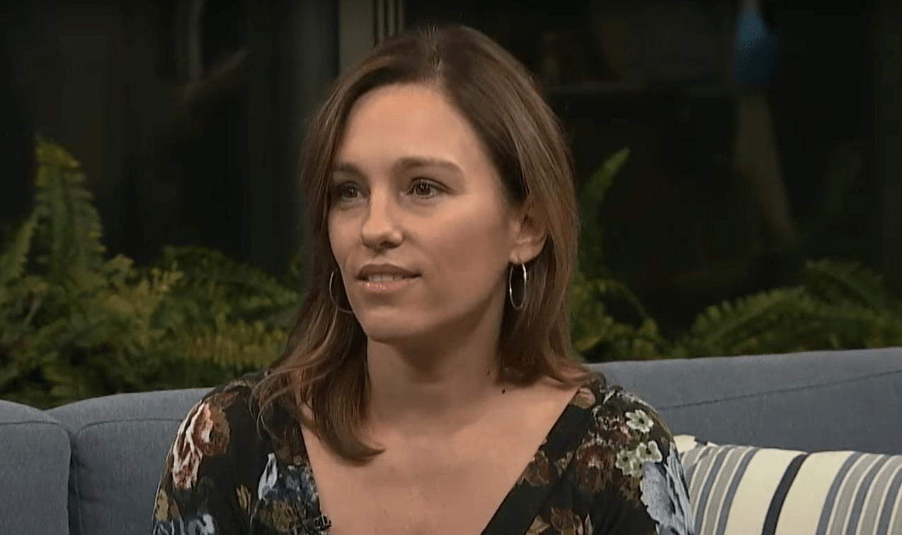 Amy Jo Johnson Writing and Directing “Ends of the Earth” Women and