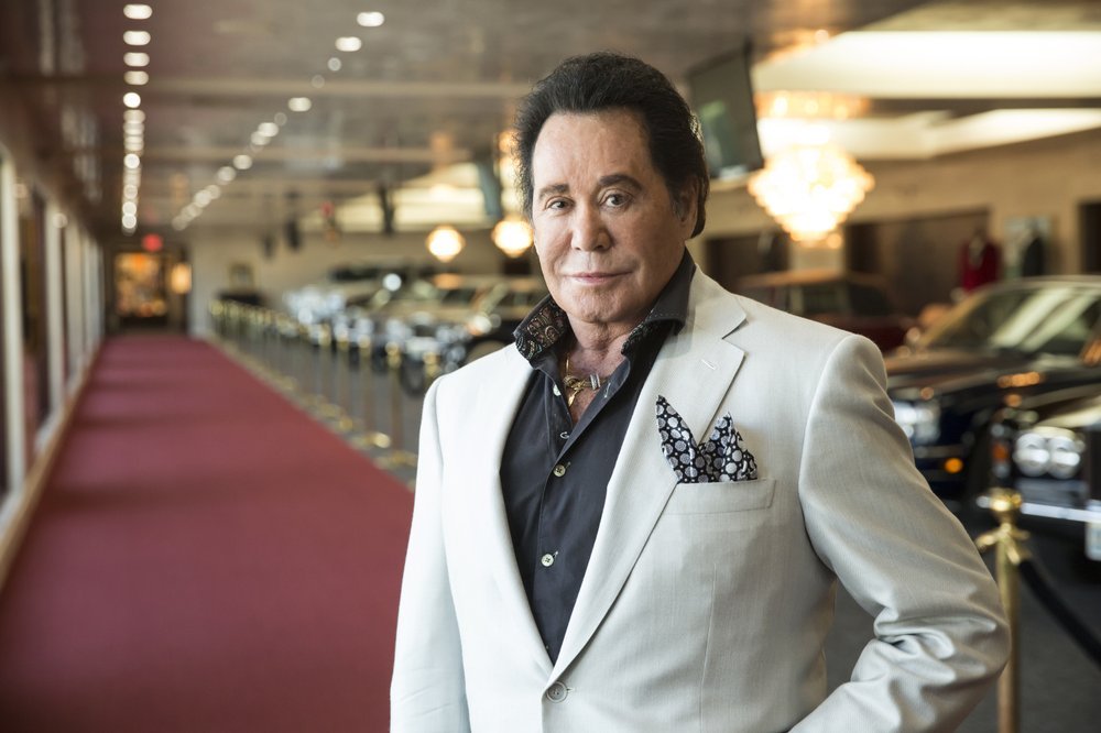 Las Vegas Legend Wayne Newton Forced Again to Cancel Some Flamingo