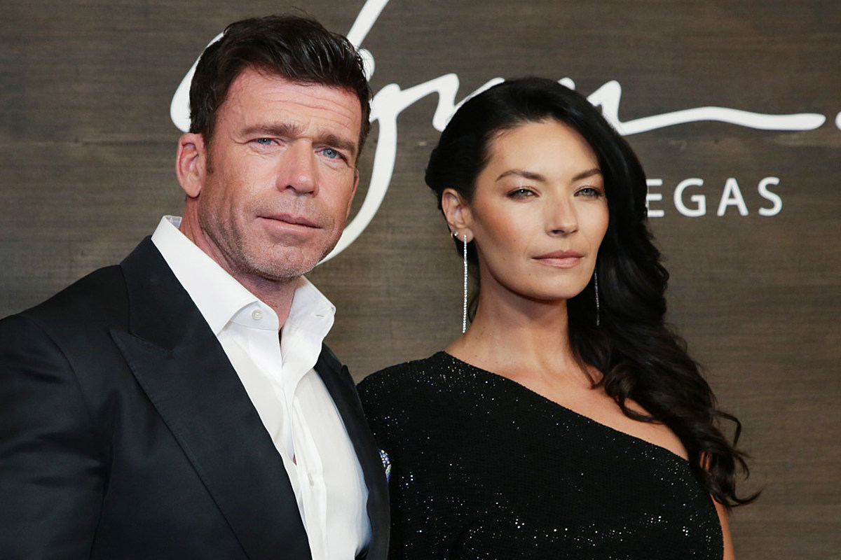 'Yellowstone' Creator Taylor Sheridan's Wife Is a Real Cowgirl 105.9 WTNJ
