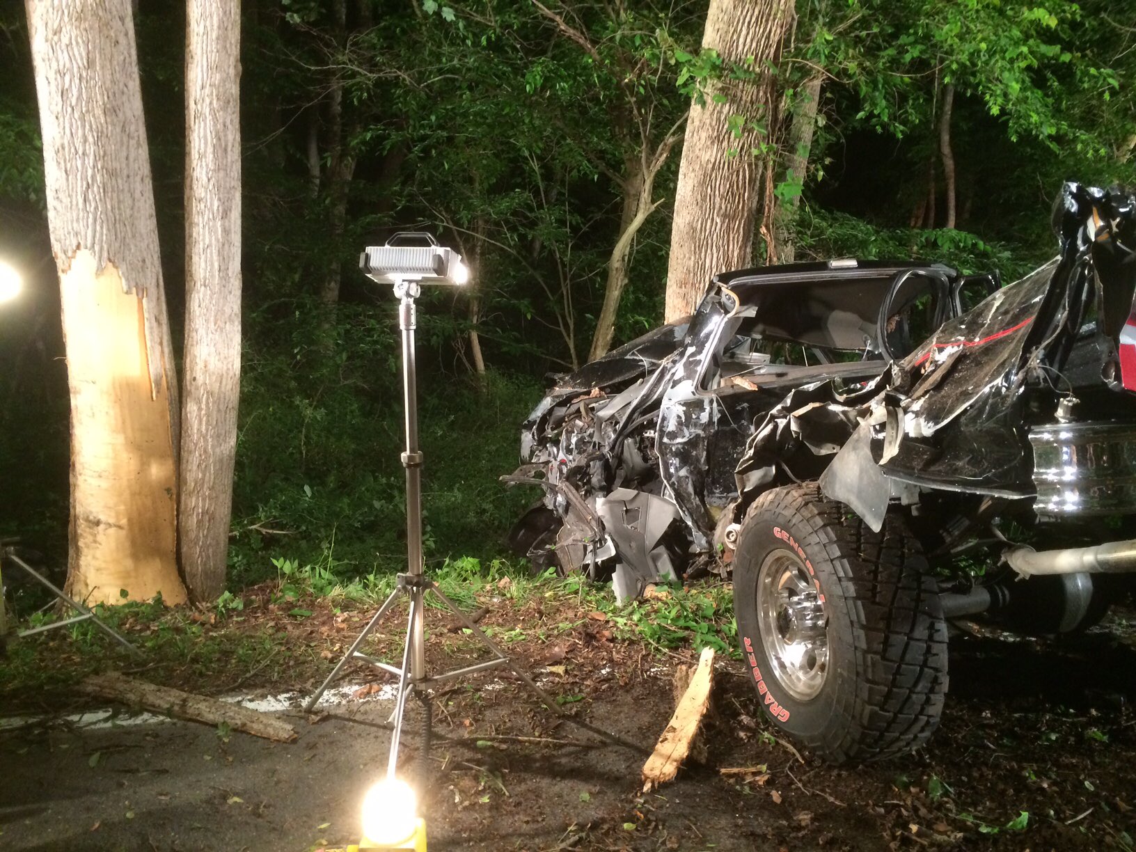 3 teens die in Montgomery County crash WTOP