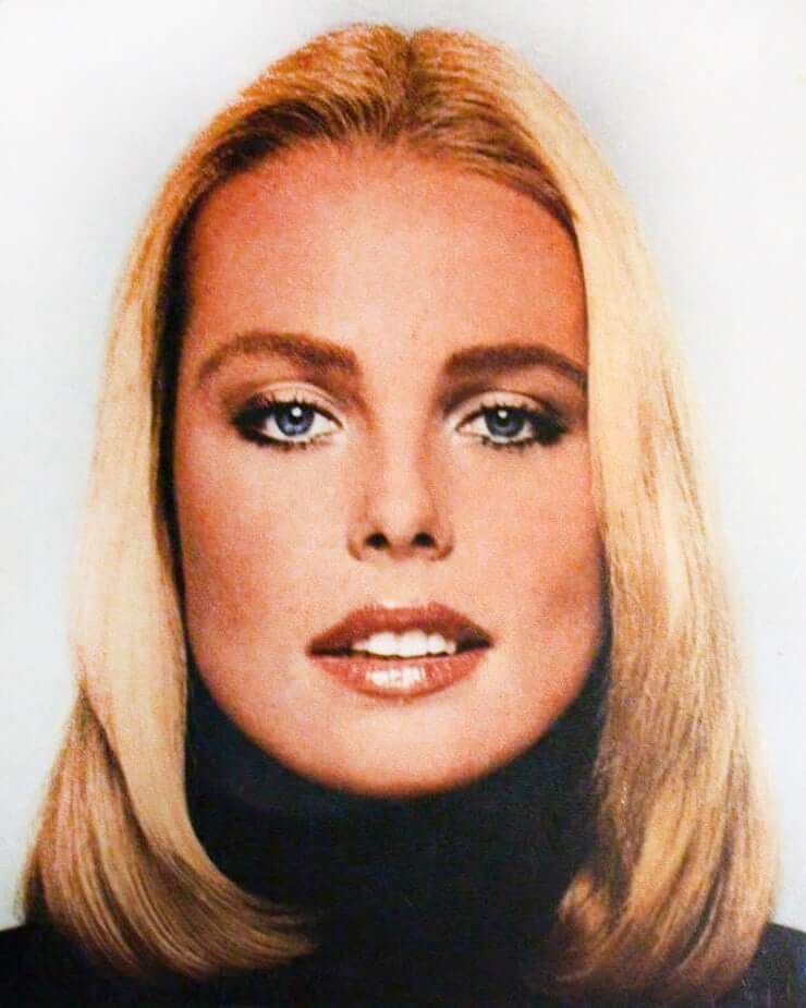 50 Hot Margaux Hemingway Photos 12thBlog
