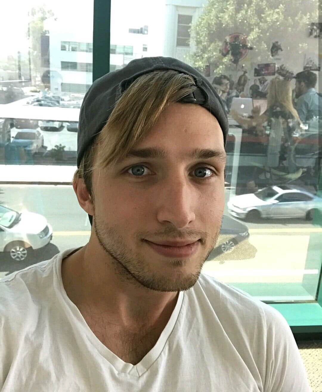 Shayne Topp Biography Age, Height, Movies Net Worth & Pictures 360dopes