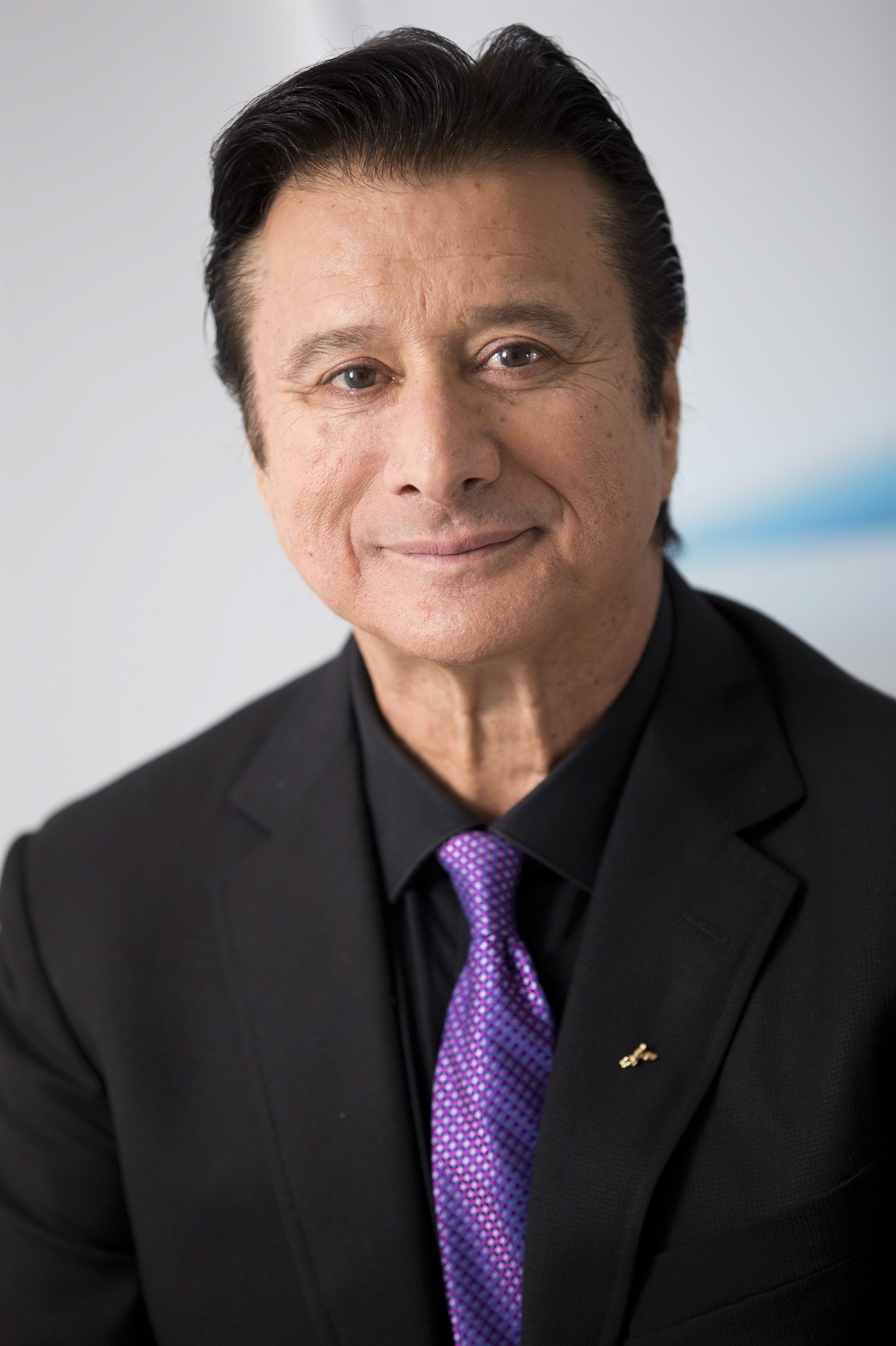 A broken heart reignites Steve Perry's love for music 660 NEWS