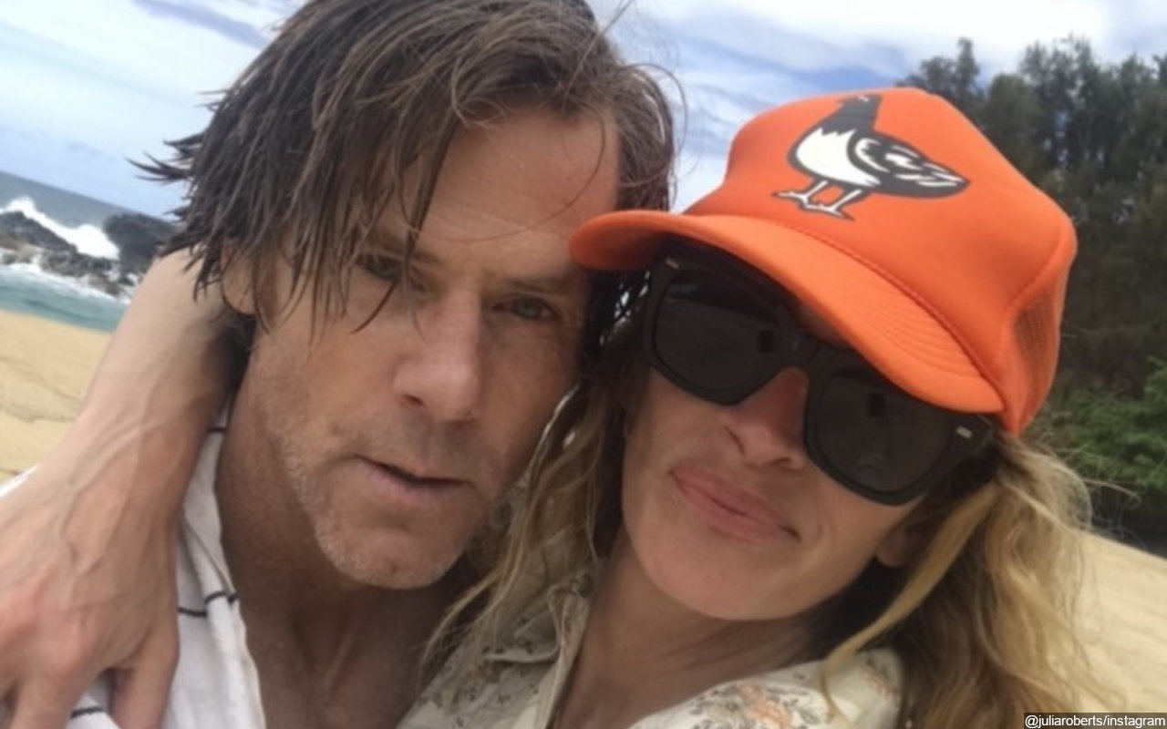 Julia Roberts Shares Sweet NeverBeforeSeen Photo With Daniel Moder on