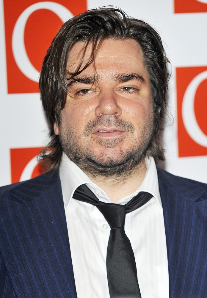 Classify strangelooking English Matt Berry