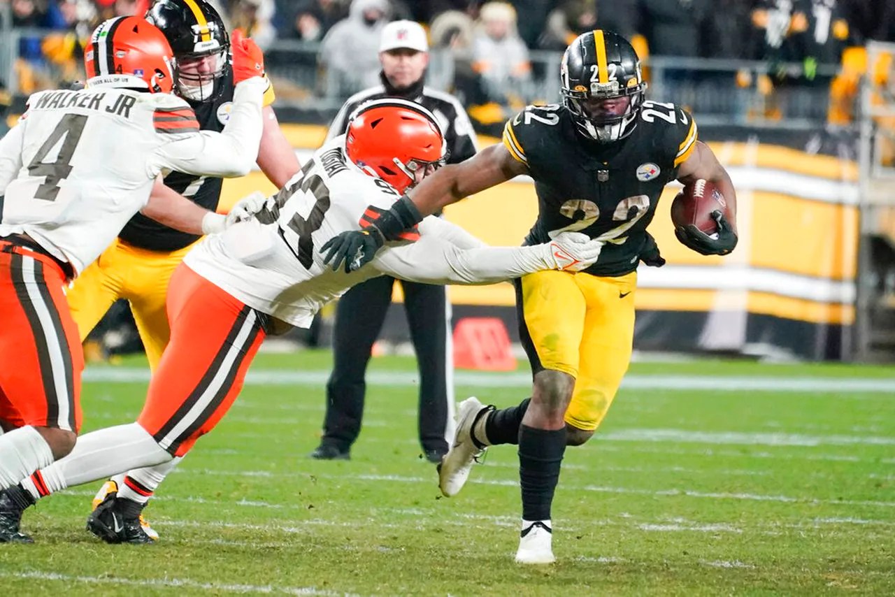 Steelers push past Browns behind ‘possessed’ Najee Harris