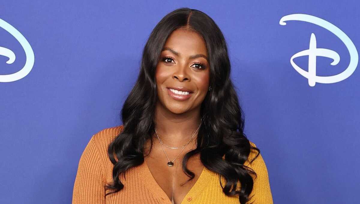 Janelle James Net Worth 2022, Age, Husband, Children, Height, Family