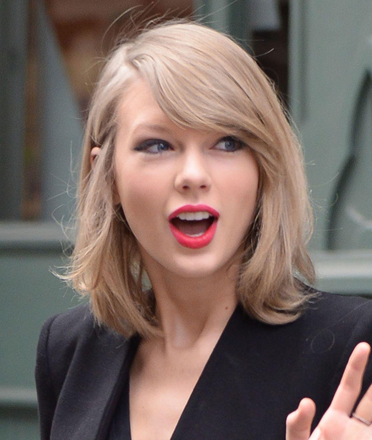 How To Style Medium Length Hair Ask The Monsters