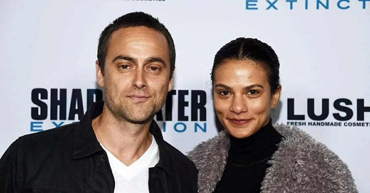 Chi è Stuart Townsend? L'ex marito di Charlize Theron Bigodino