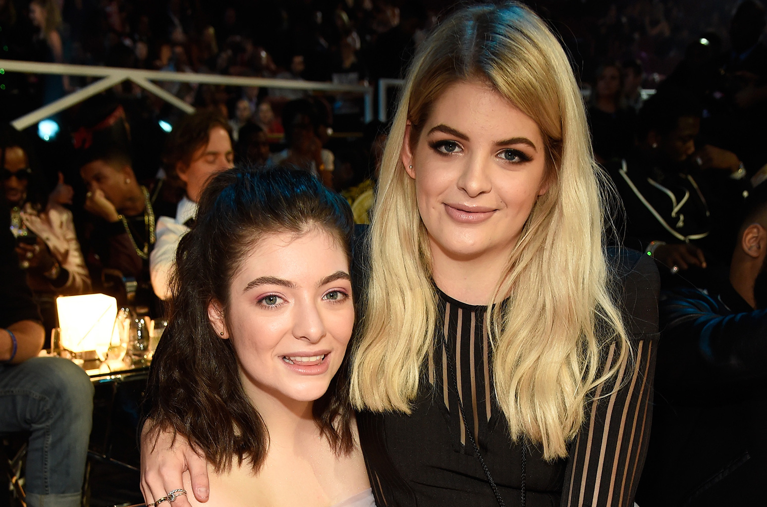 Lorde’s Sister India YelichO’Connor Comes Out On Twitter As Bisexual