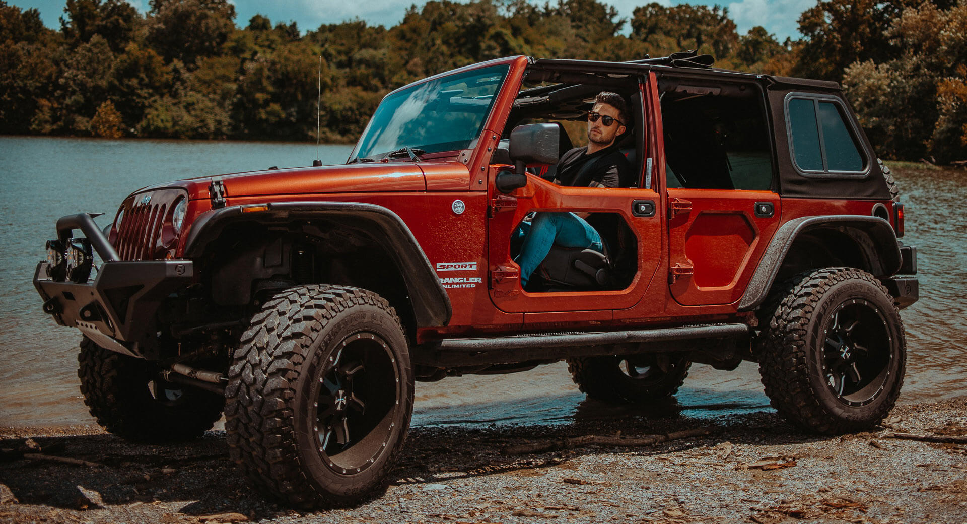 Bestop Builds Custom Jeep Wrangler For Country Music Star Michael Ray