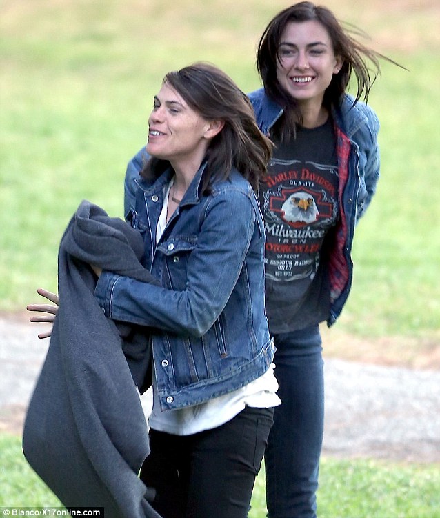 Coming Out at the Park TV Actress Clea Duvall Makes Out with Girlfriend