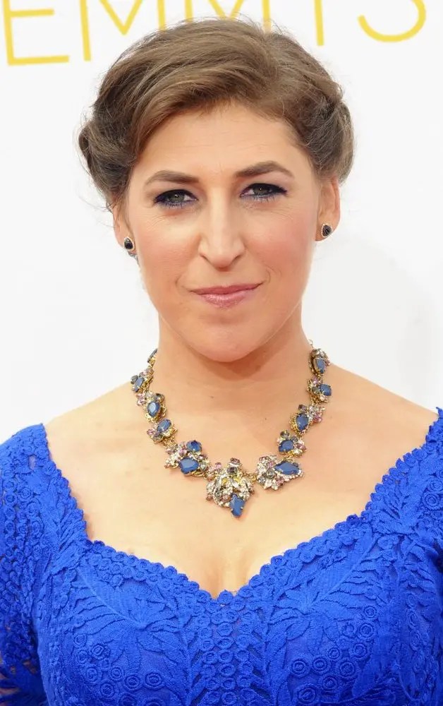 Mayim Bialik Bra Size, Age, Weight, Height, Measurements Celebrity Sizes